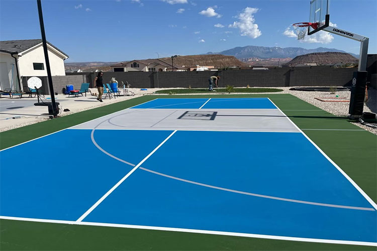 Nâng cấp sân bóng rổ - pickleball với 7 lớp sơn có 10% Hạt Cao Su DecoTurf USA trên nền ciment